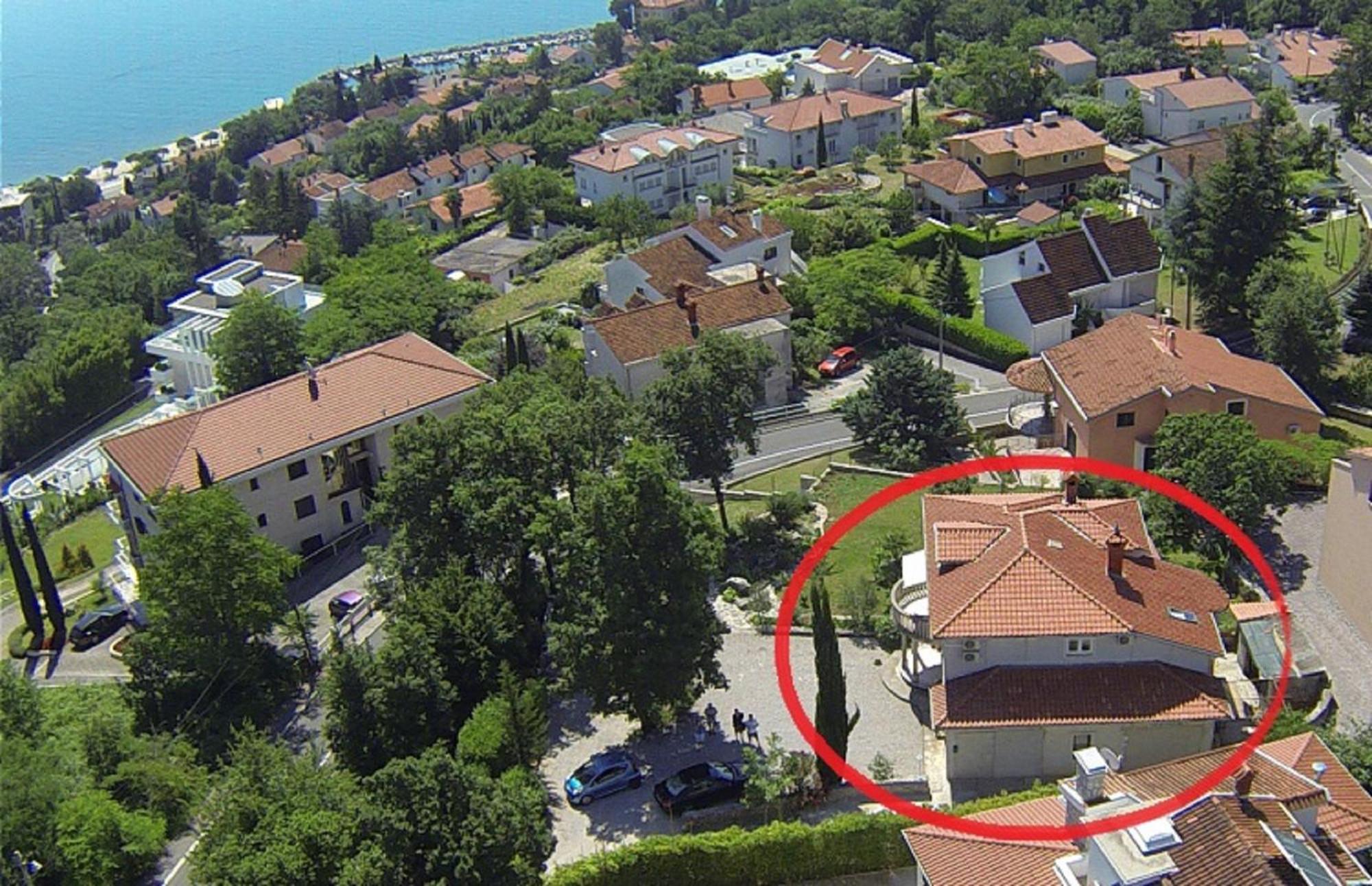 B&B Eva Ičići Εξωτερικό φωτογραφία