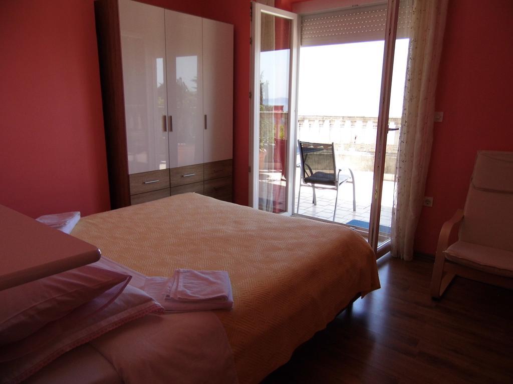 B&B Eva Ičići Εξωτερικό φωτογραφία