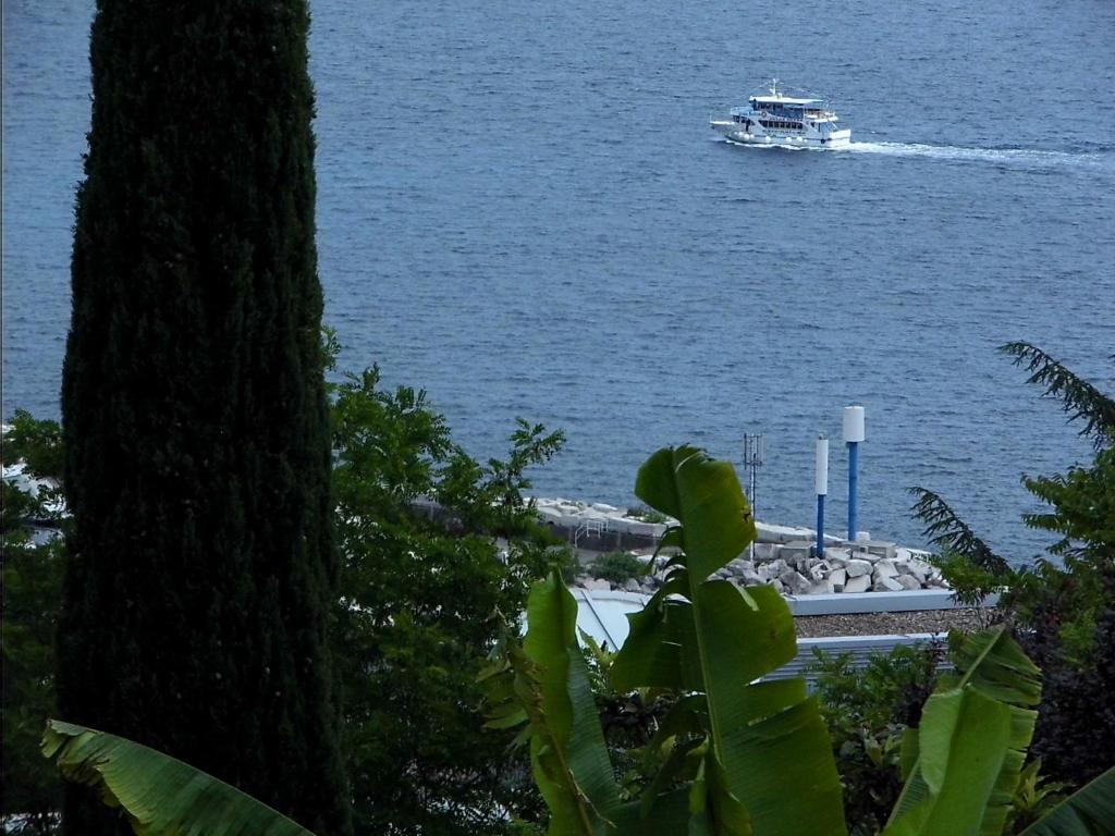 B&B Eva Ičići Εξωτερικό φωτογραφία